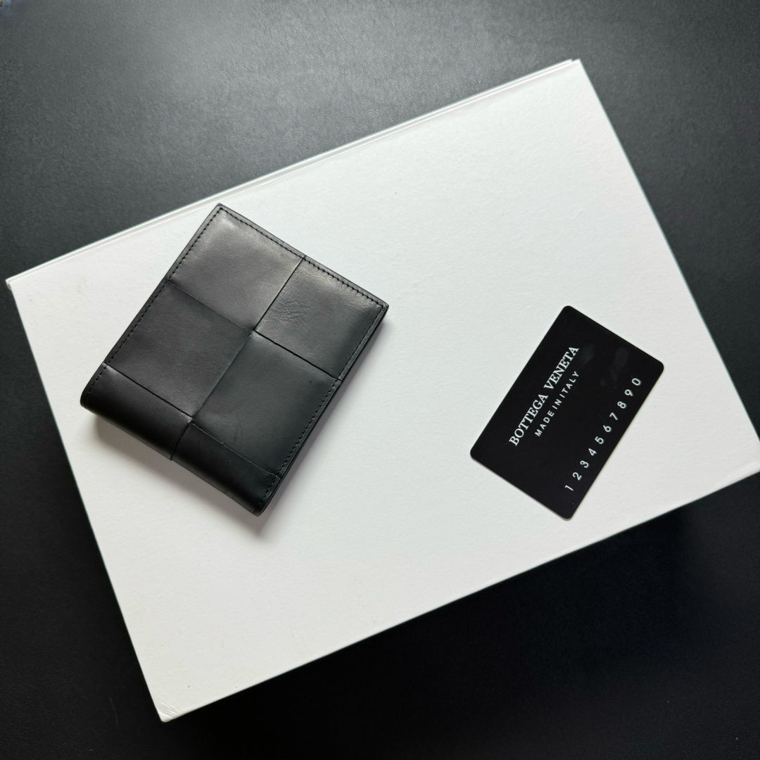 【ボッテガヴェネタ】人気★カセット 二つ折り財布  黒