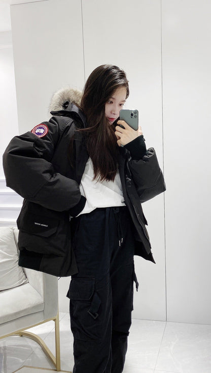 【カナダグース】女性と男性★ショート丈可愛い★Chilliwack Bomberチリワック6色