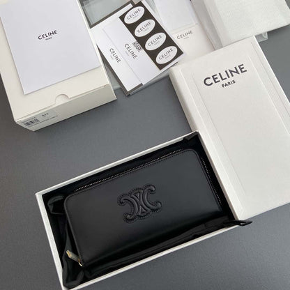 【セリーヌ】新作 人気商品ラージ ジップウォレットキュイルトリオンフ