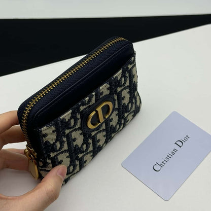 【ディオール】 ☆大人気 可愛い☆ 30 Montaigne ラベンダーウォレット