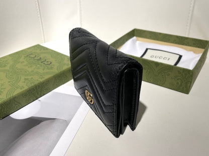 【グッチ】大人気 2色 折りたたみ財布 実用性抜群の一品！