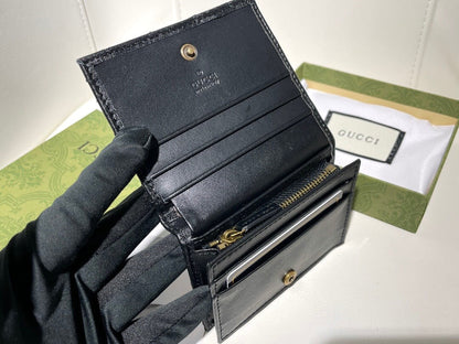 【グッチ】大人気 2色 折りたたみ財布 実用性抜群の一品！