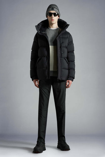 【モンクレール】秋冬新作☆男性 MADEIRA フード付 ショートダウンジャケット3色