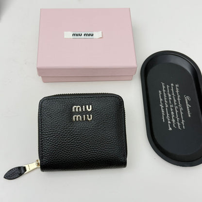 【ミュウミュウ】2色ギフトにも*送料込☆ 小さな中に大きな収納力