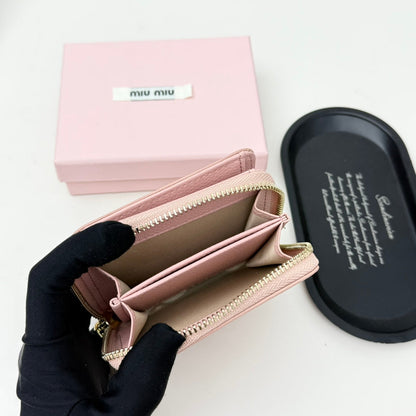 【ミュウミュウ】2色ギフトにも*送料込☆ 小さな中に大きな収納力