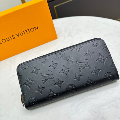 【ルイヴィトン】3タイプから選べる シャドウモノグラムで魅力倍増 今だけ特価