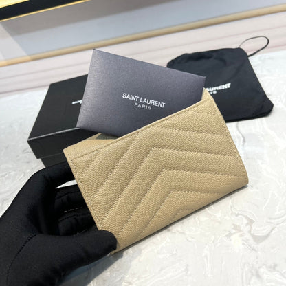 【サンローラン】大人気エンベロープウォレット